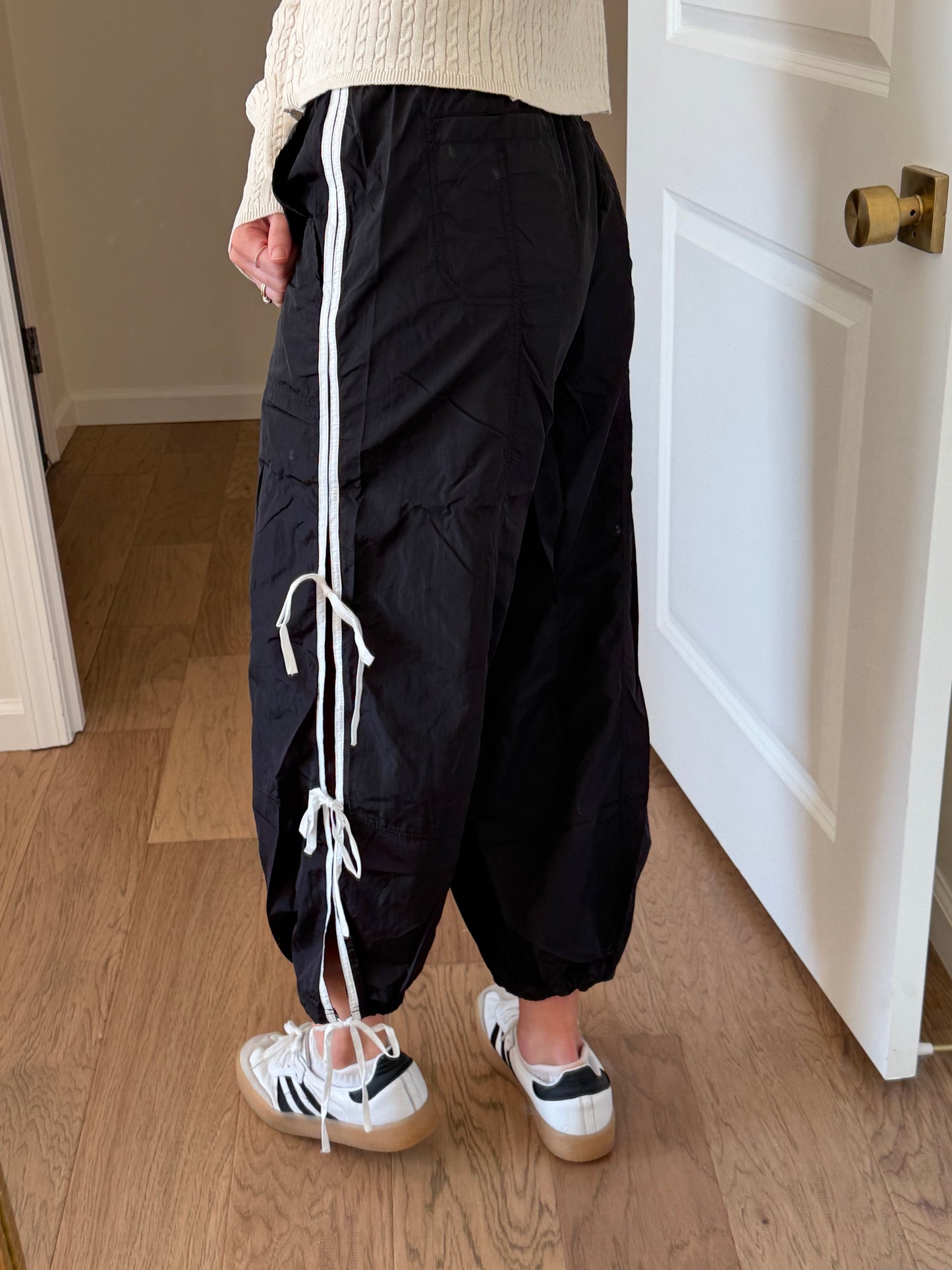 bow track pants