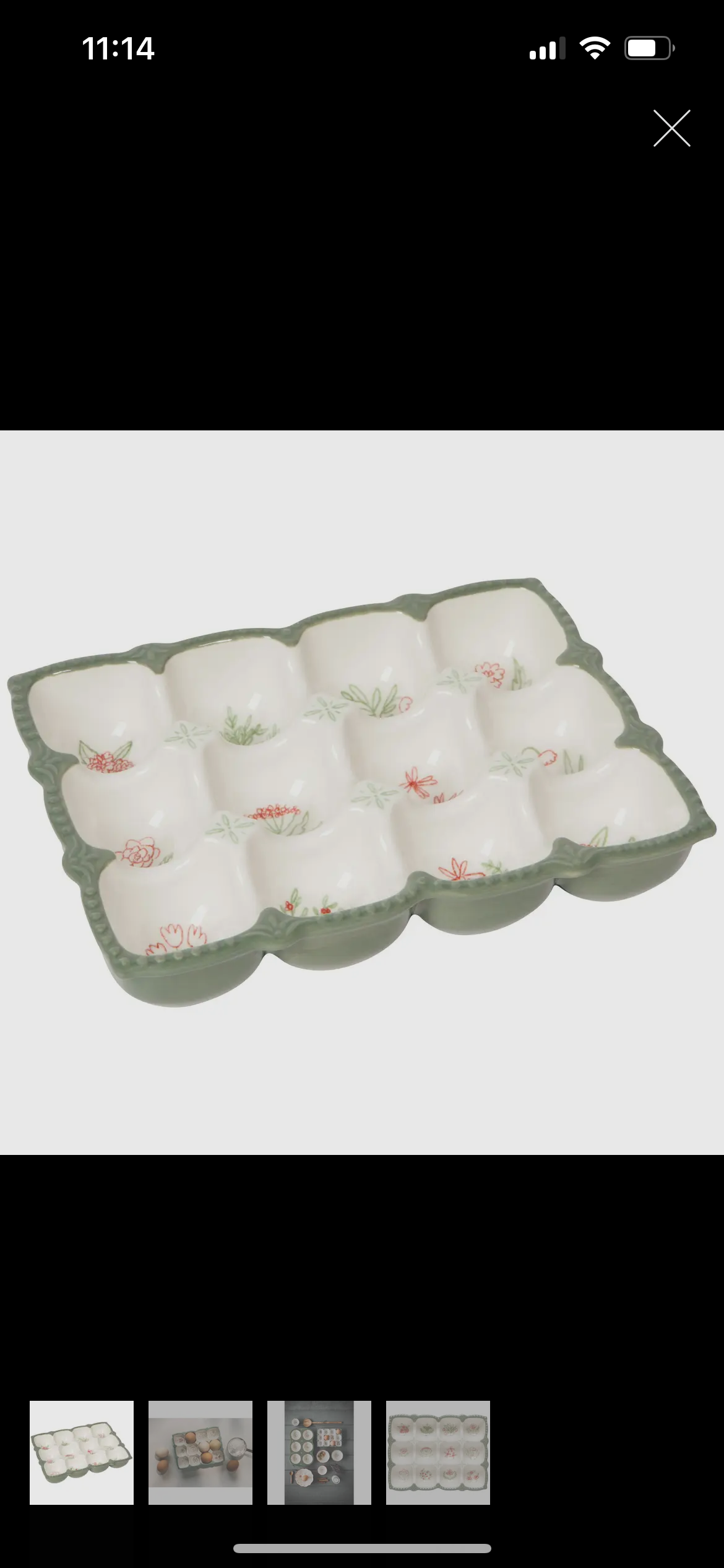 Camelia Egg Holder