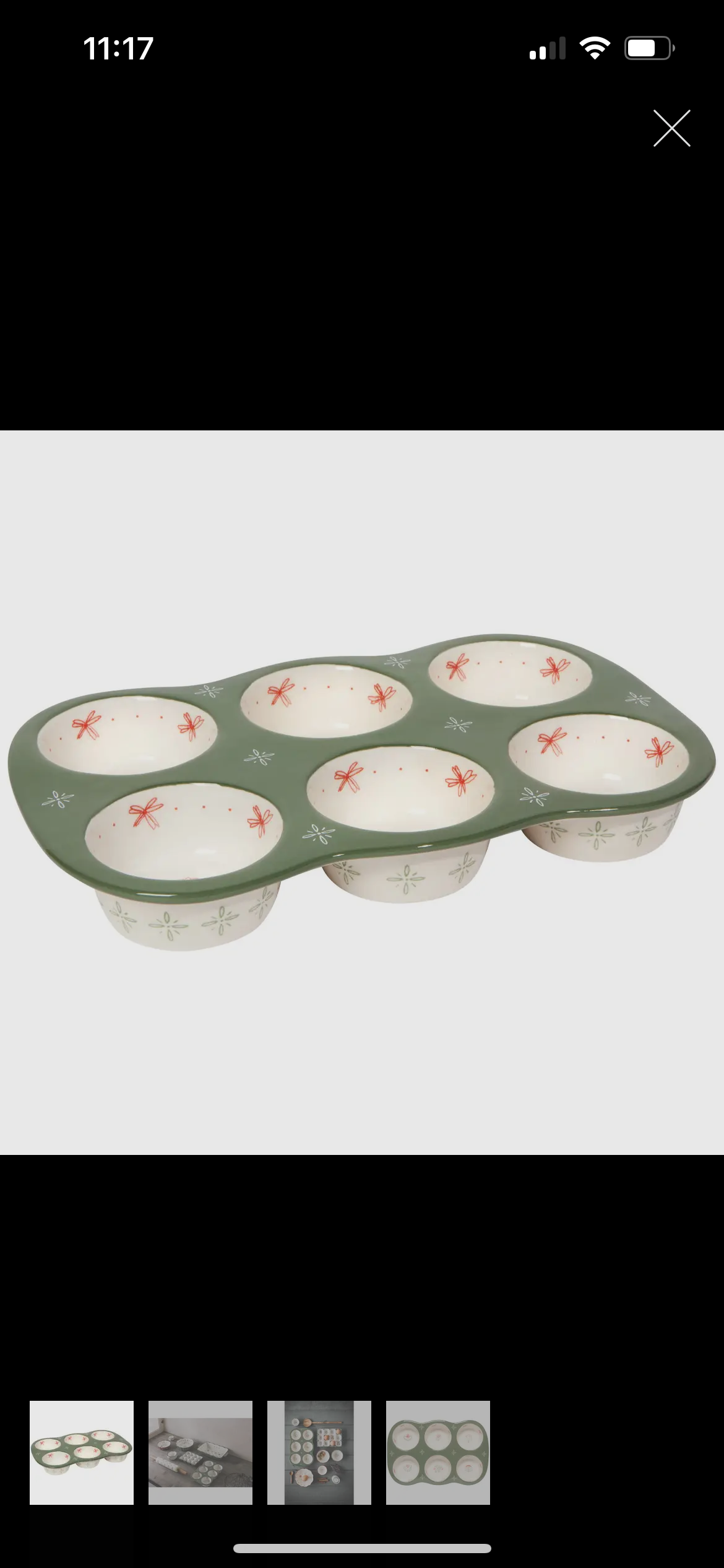 Camelia Muffin Pan