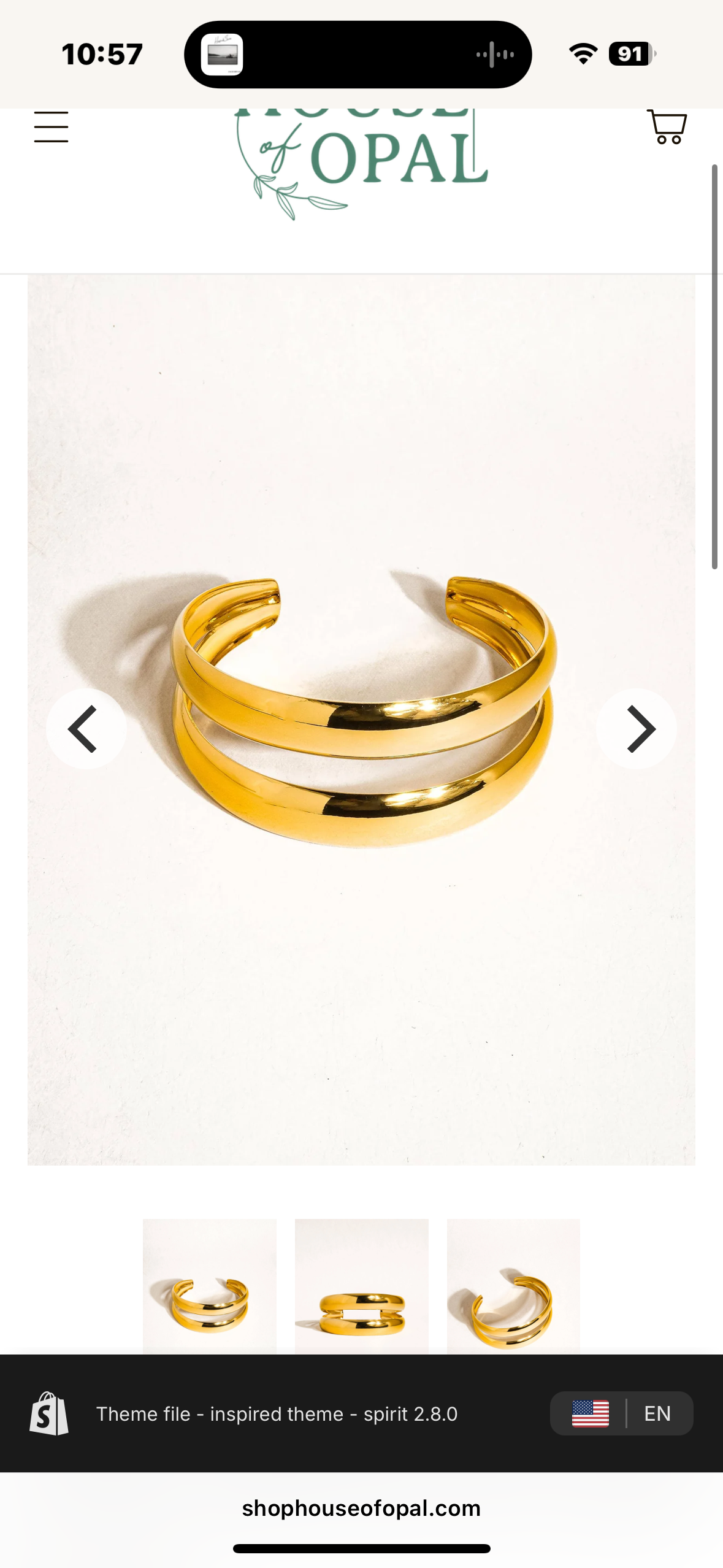 Yellow gold bangle