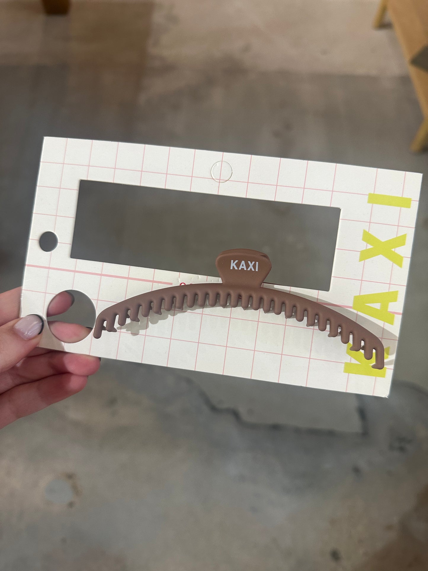 Brown Kaxi Clip