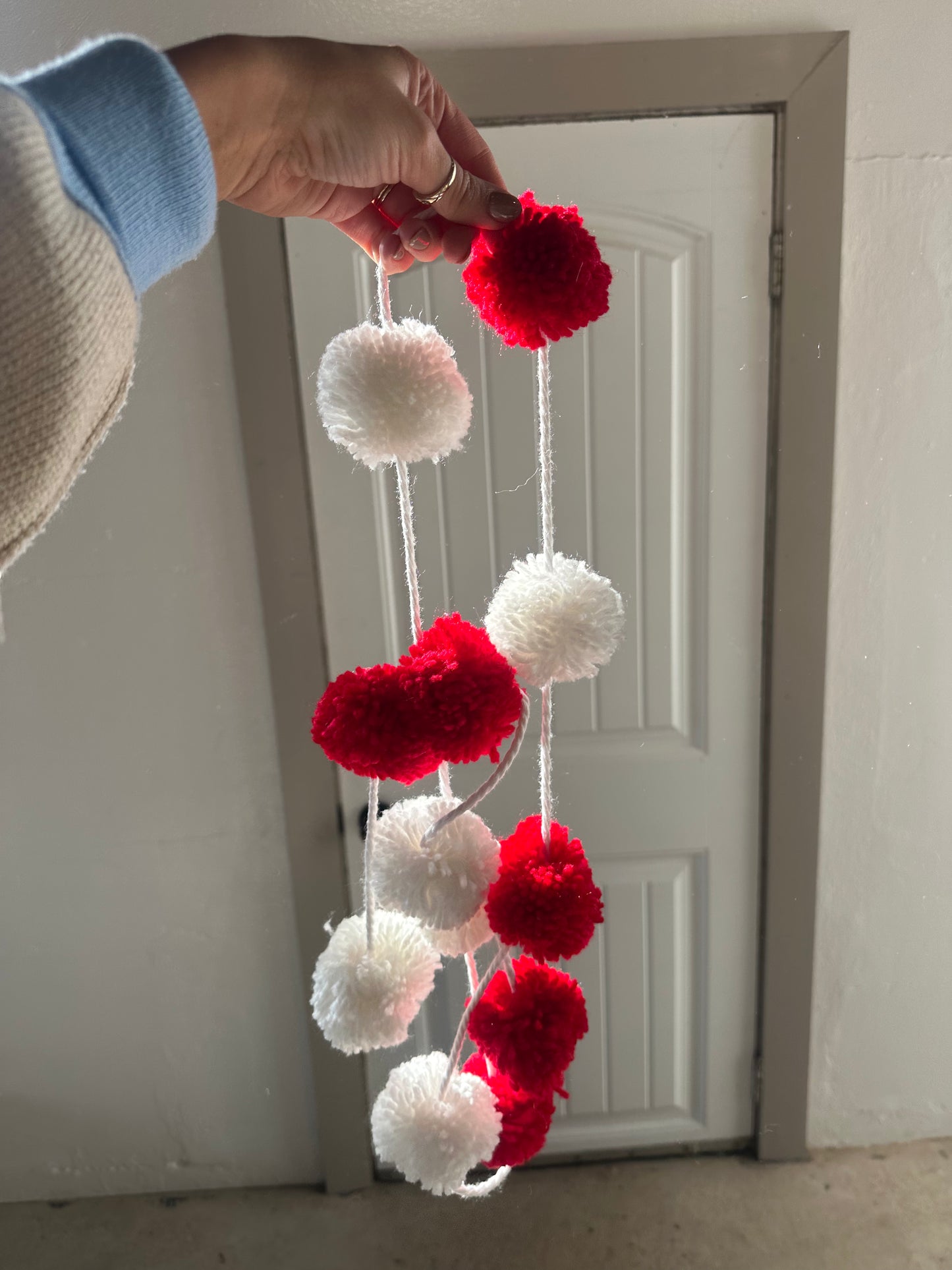 pom pom garland
