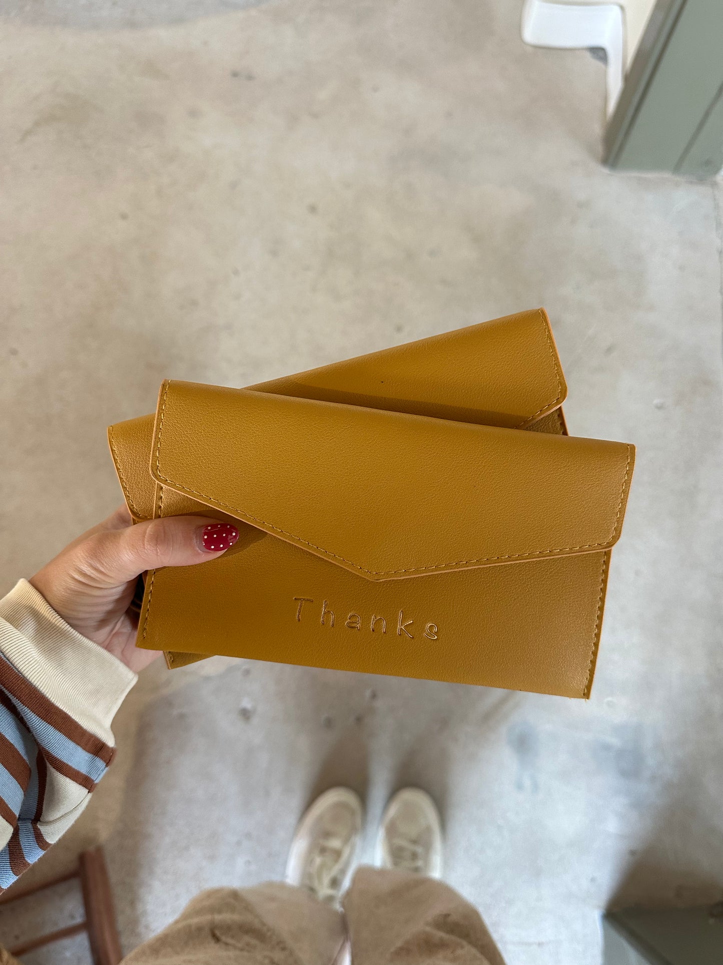 gift card holder
